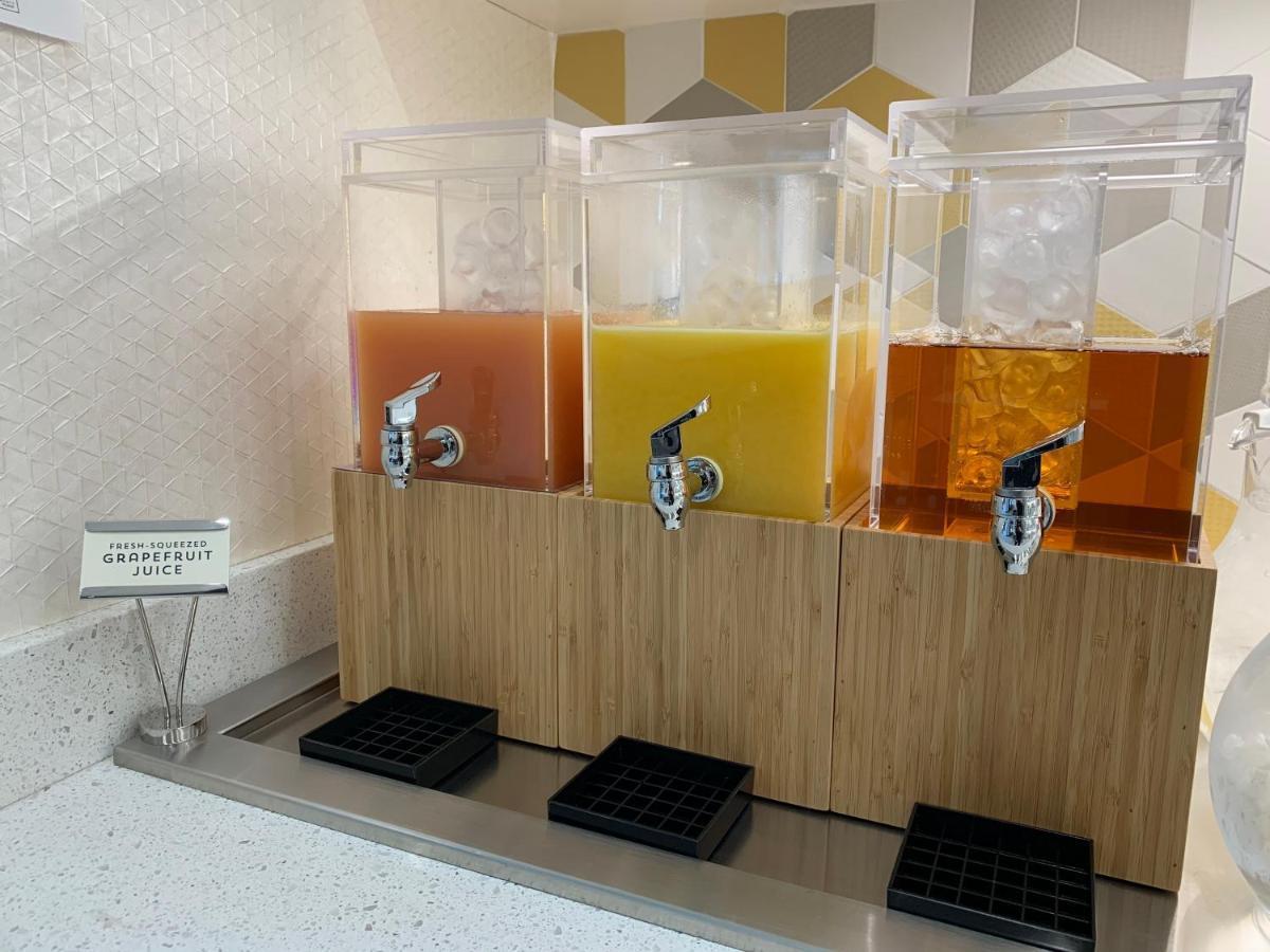 Hyatt Place Bakersfield Dış mekan fotoğraf
