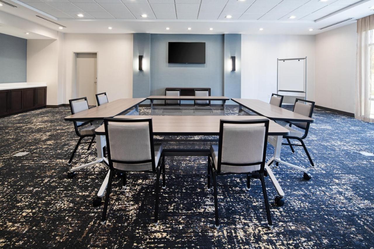 Hyatt Place Bakersfield Dış mekan fotoğraf