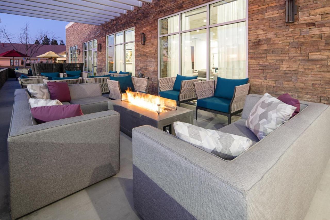 Hyatt Place Bakersfield Dış mekan fotoğraf