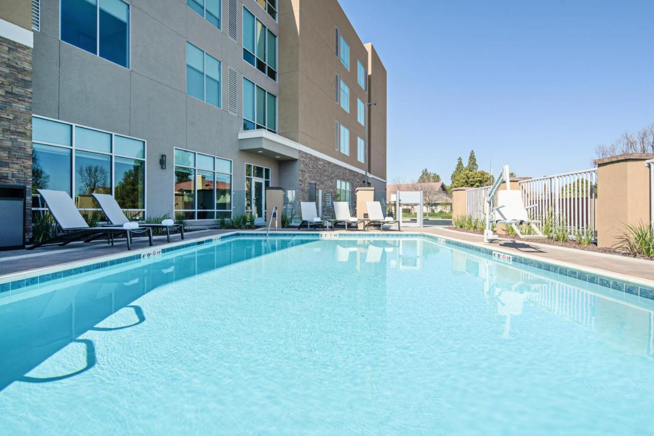 Hyatt Place Bakersfield Dış mekan fotoğraf